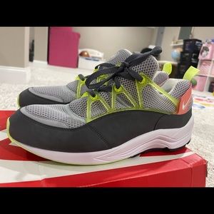 Nike Huarache light sz 14